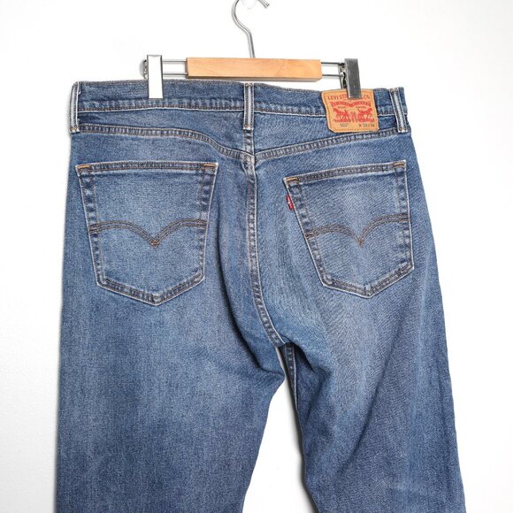 Levi's 505 Regular Fit Jeans Mens Denim Cotton Low Stretch Blue Zipper Fly Sz 36 - Picture 5 of 8